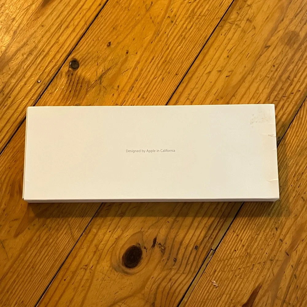 Apple Silver and White Keyboard